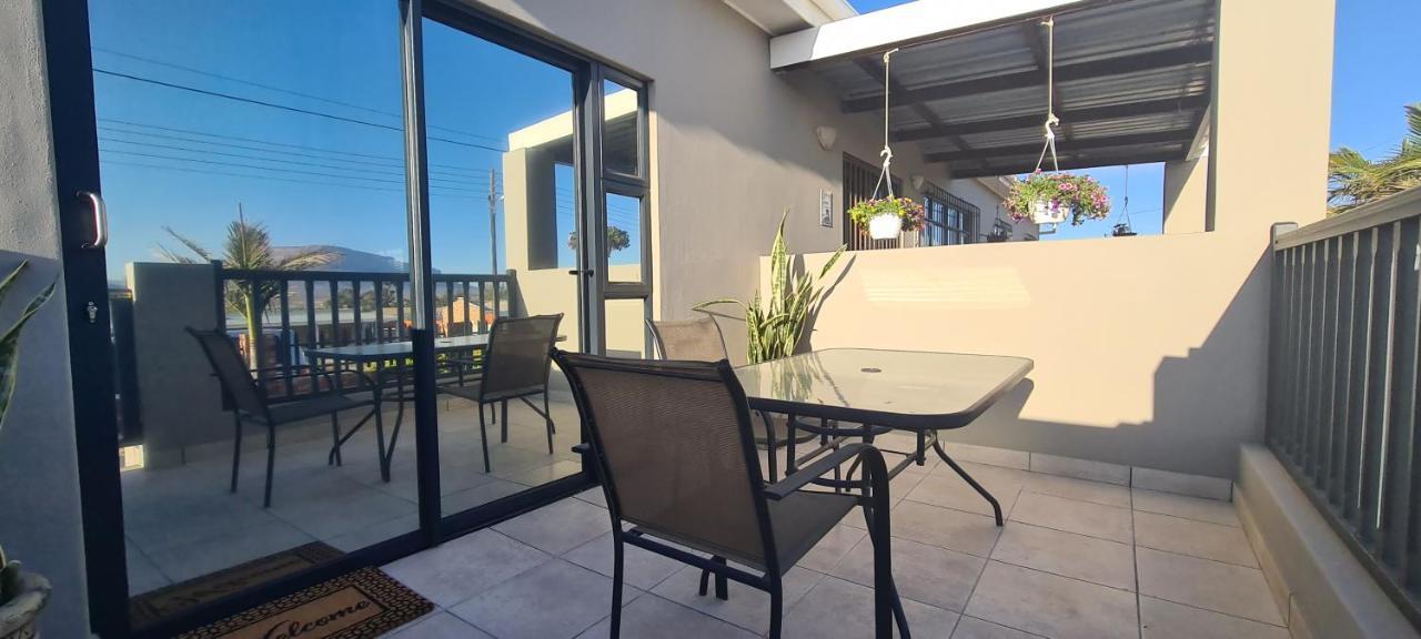 Mountain View Guesthouse Vanrhynsdorp Exterior photo