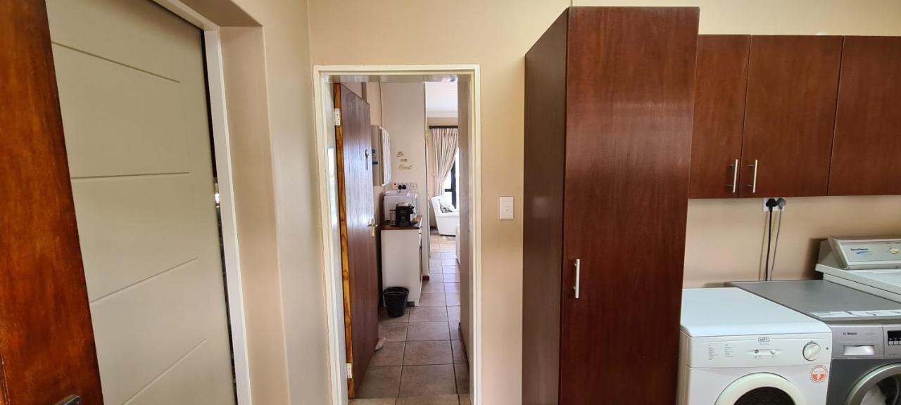 Mountain View Guesthouse Vanrhynsdorp Exterior photo