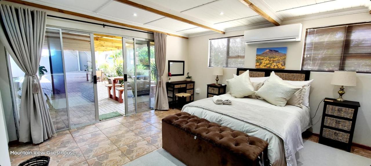 Mountain View Guesthouse Vanrhynsdorp Exterior photo