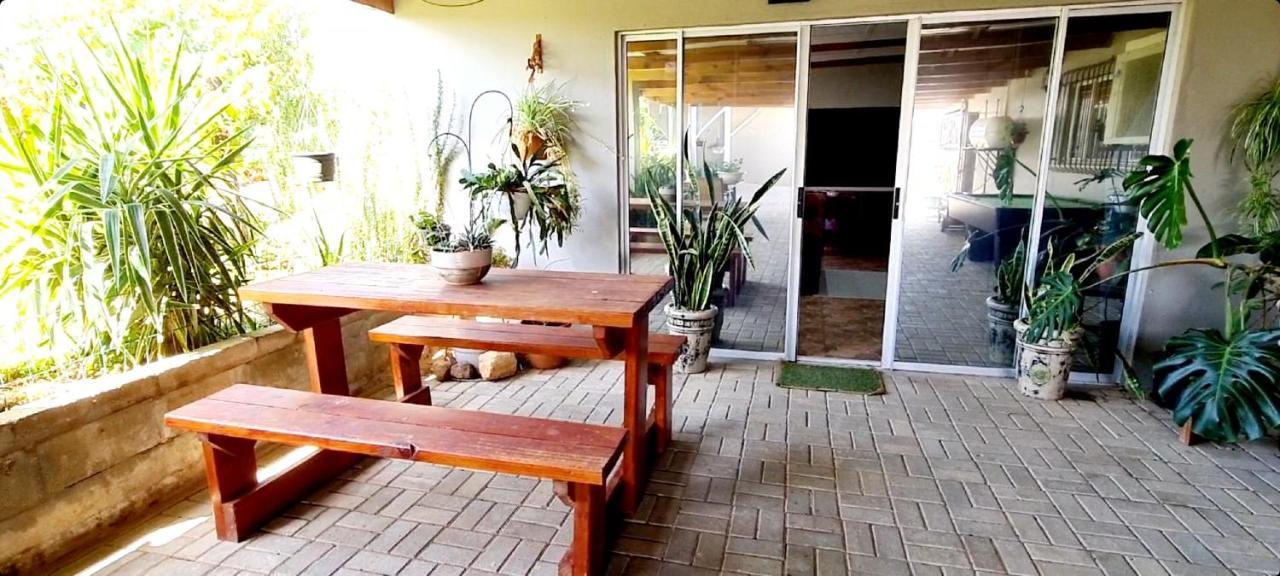 Mountain View Guesthouse Vanrhynsdorp Exterior photo