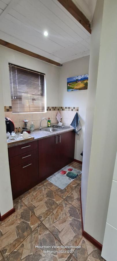 Mountain View Guesthouse Vanrhynsdorp Exterior photo